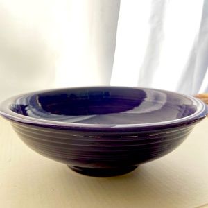 Fiesta pedestal bowl plum mulberry 64oz fiestaware